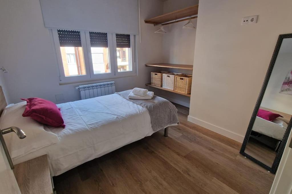 Apartamento Aires De Tineo Oviedo Zewnętrze zdjęcie