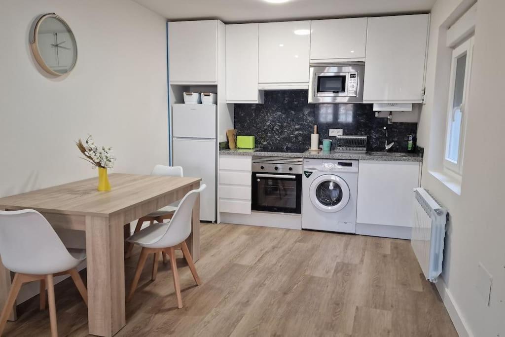 Apartamento Aires De Tineo Oviedo Zewnętrze zdjęcie